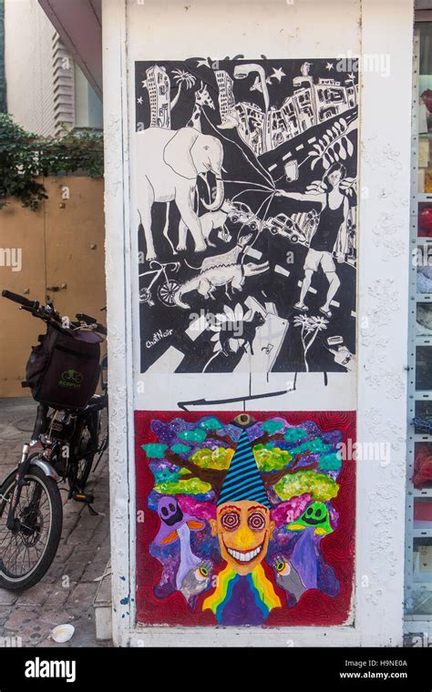 Street Art In Tel Aviv Stock Photo Alamy