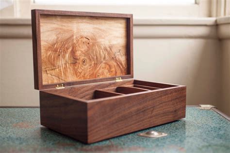 Handmade Walnut And Maple Jewelry Box Jewelry Box Plans Jewelry Box
