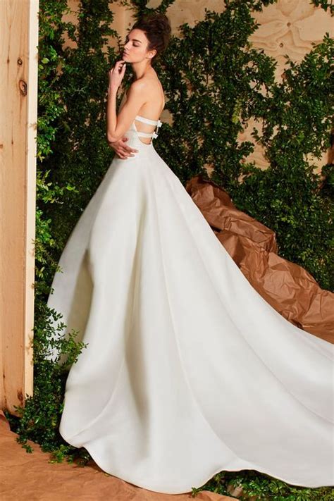 50 Of The Most Beautiful Gowns From Bridal Fashion Week Carolina