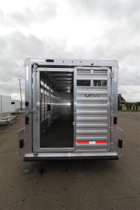 They are typically used on the trailer floor and on ramps. 2021 Exiss Trailers 20' Stock Combo Trailer - Rubber Floor ...