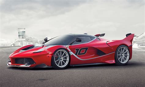Ferrari Gets More Extreme With The 1035 Hp Fxx K Automotive News Europe