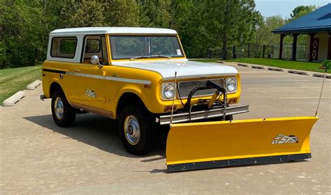 My Feedly For Sale A Vintage International Scout 800 Snow Plow