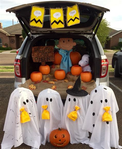Our Trunk For Trunk Or Treat At Church Trunk Or Treat Charlie Brown