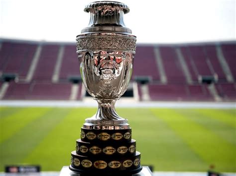 Cuenta oficial del torneo continental más antiguo del mundo. Copa América 2019 con equipos europeos: Críticas y burlas de los hinchas | Fútbol Internacional