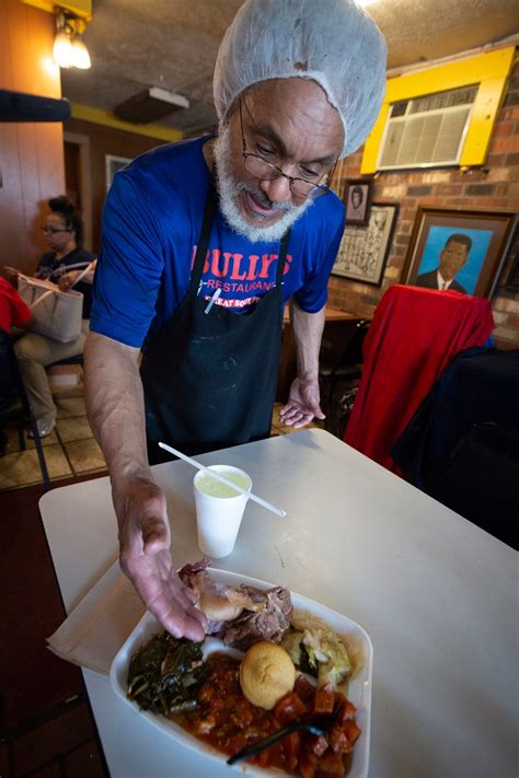 jackson mississippi s bully s serves soul food to the city