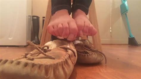 Moccasins Shoeplay Frieda Ann Foot Fetish Xxx Mobile Porno Videos And Movies Iporntvnet