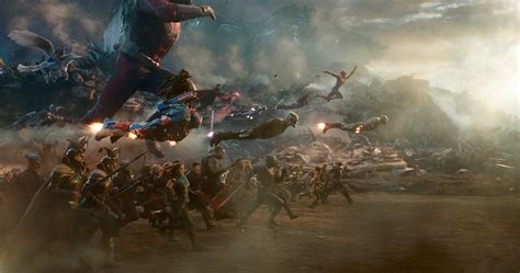 10 Photos That Show How The Big Battle In Avengers Endgame Looks