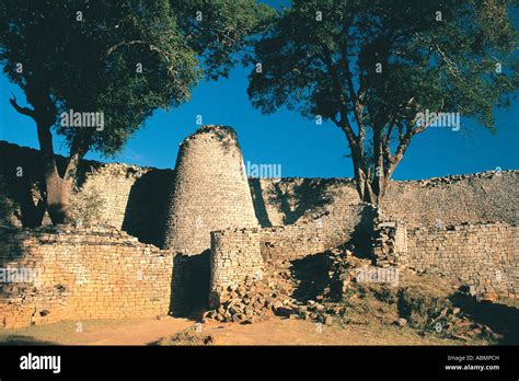 Great Zimbabwe Conical Tower Hi Res Stock Photography And Images Alamy