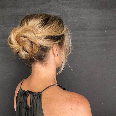 30 Cute And Easy Bun Hairstyles To Try In 2024