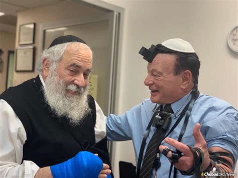 Poway Rabbi Lays Tefillin With Surgeon Son Of Holocaust Survivors Dr Yale Kadesky Has Been