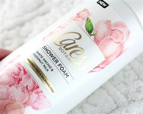 Caress White Orchid And Coconut Milk Shower Foam For Spring — Beautiful