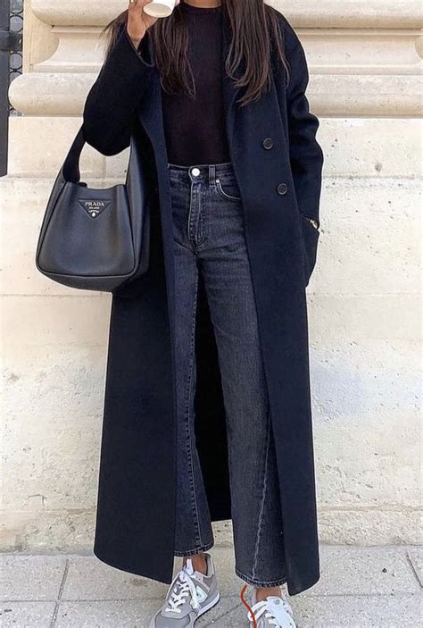 Pin By Berlibdesign On Style Watch Winter Fashion Outfits Black Coat