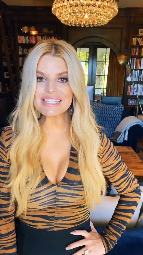 Jessica simpson has taken the music, fashion and entertainment industries by storm. Pin by Derek Sutton on Jessica Simpson in 2020 (With ...