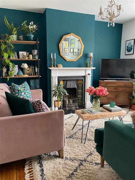 How To Use Dark Green In Your Living Room Melanie Jade