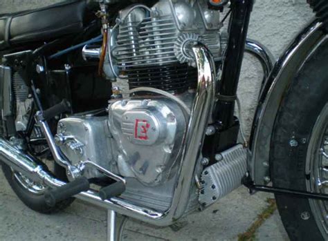 Remove drain plug / oilstrainer coveron crankcaselh & oil filteron cover rh). RoyalEnfields.com: Royal Enfield Interceptor is lovely ...