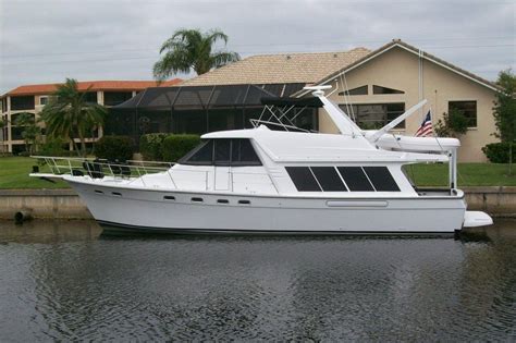 1995 Bayliner 4788 Great Shape 47 Boats For Sale Edwards Yacht Sales