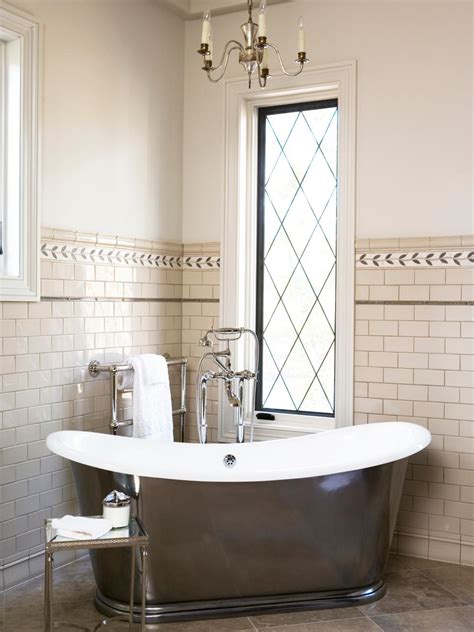 Best canvas painting ideas for beginners. 20 Ideas for Bathroom Wall Color | DIY