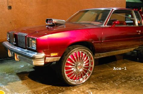 Ace 1 Oldsmobile Cutlass On 26 Dub Roulette Floaters