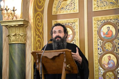 Η μεγάλη γιορτή της μεταμορφώσεως του κυρίου μας δίνει την αφορμή να θυμηθούμε τα λόγια του κυρίου μας ιησού χριστού: Ο π. Σπυρίδων Βασιλάκος για τη σταυρική μεταμόρφωση του ...