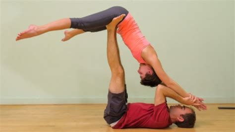 Doing yoga with your partner on a regular basis is an ideal way to spend time together, while releasing the tension that might easy partner yoga poses. 5 Yoga Poses To Do With Your Partner | Yoga Poses For Two People - YouTube