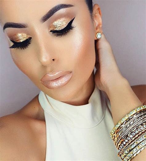 Christmas Makeup Ideas To Copy This Season Stayglam