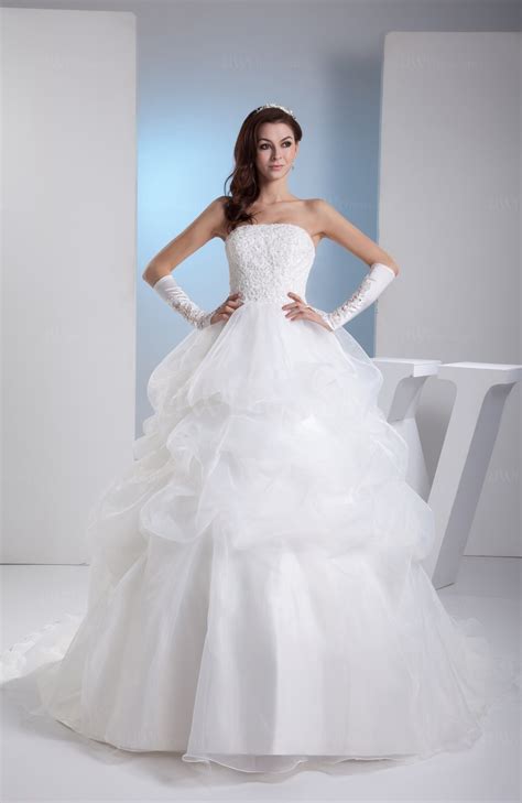 Romantic Hall Ball Gown Sleeveless Backless Beaded Bridal Gowns