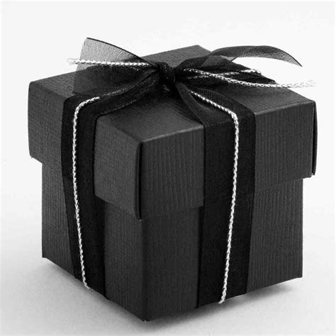 Every single product here is always able to build your personal style. Black Wedding Favour Boxes (pack of 10) | Black wedding favors, Wedding favour boxes, Wedding ...