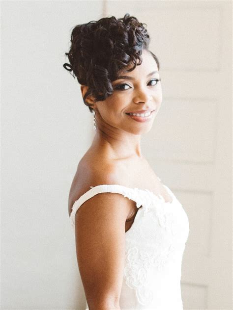 Curls can get heavy, so be sure to have them tapered on wedding hairstyles for short hair. 29 Wedding Hairstyles for Short Hair