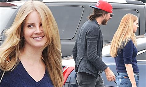 Lana Del Rey Emerges From Salon With A Smile And Voluminous Hair In La Daily Mail Online