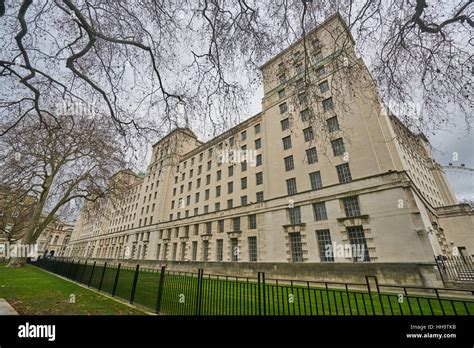 Mod Ministry Of Defence Hi Res Stock Photography And Images Alamy