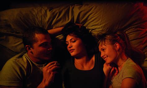 Gaspar Noés 3d Sex Film Love Gets A 16 Rating In France Amid