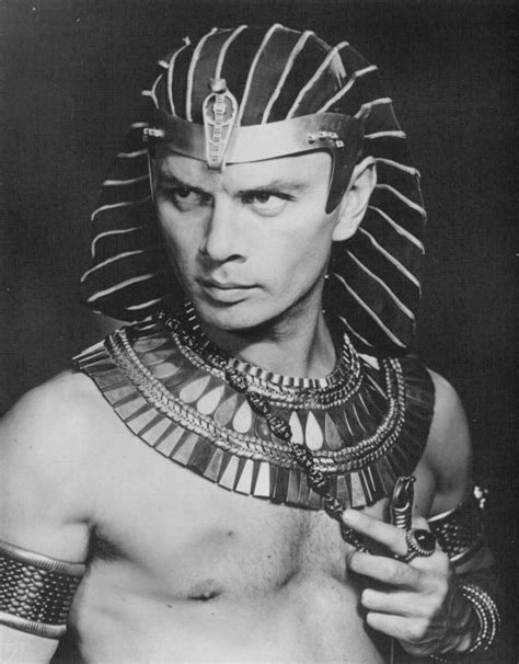 file yul brynner in the ten commandments 1956 cropped wikimedia commons