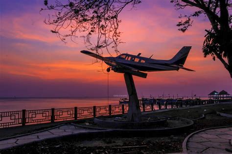 Walau belum begitu populer di kalangan wisatawan, tapi tak. Tiket Masuk dan Lokasi Pantai Kartini Jepara Jawa Tengah - Wisatainfo