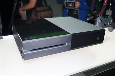 Up Close With Xbox One Pics Specs And The Backside Geekwire