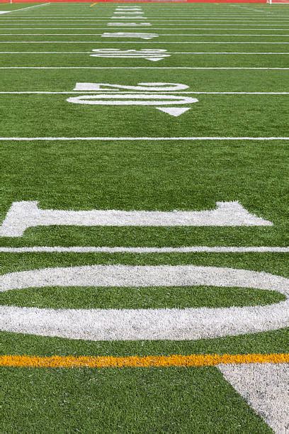 160 10 Yard Line Stock Photos Pictures And Royalty Free Images Istock