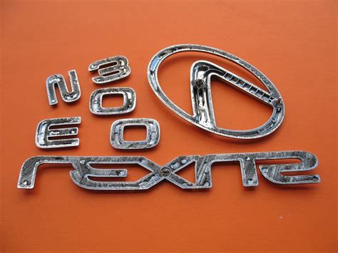 02 03 04 Lexus Es300 Rear Trunk Lid Chrome Emblem Logo Badge Sign