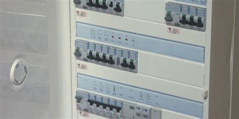 La protection du bâtiment est faite sous le forme d'enduits de façade qui viennent recouvrir le matériau de base : Prix tableau electrique maison 100m2 - Maison & Travaux