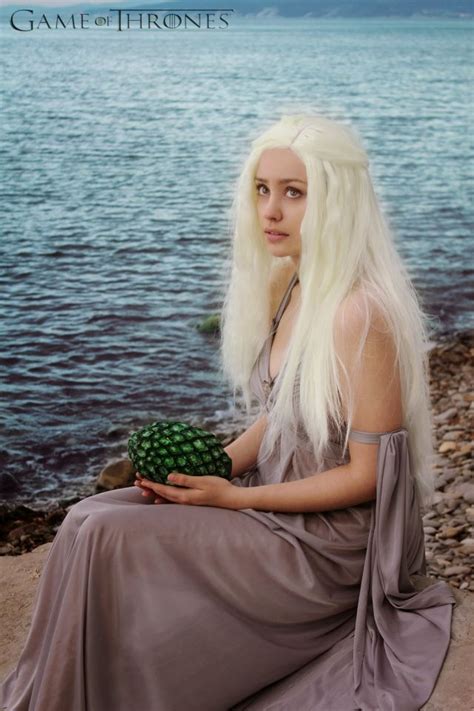 Game Of Thrones Cosplay Mother Of Dragons Daenerys