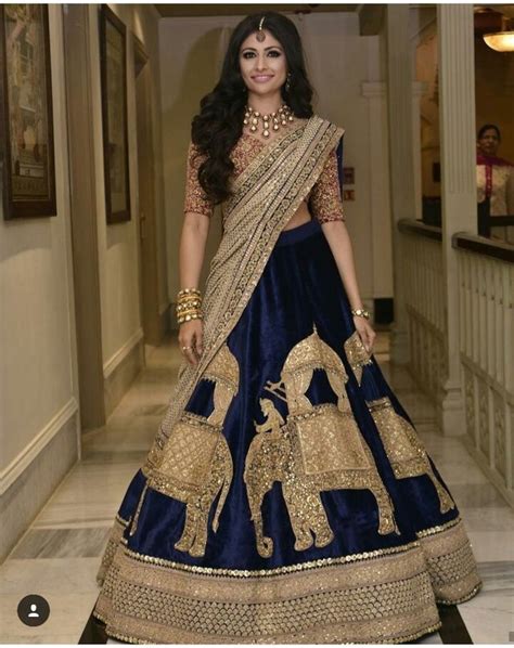 Pin By Amnah On Bridal And Casual Lehengas Indian Wedding Dress Indian Bridal Outfits Indian