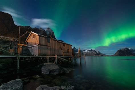 Northern Lights Over Abandoned Rorbu Friday Photo 146 Lofoten