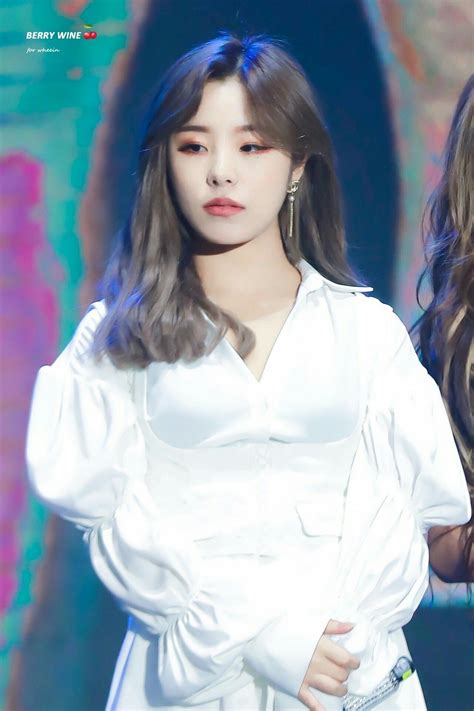 Mamamoo facts, mamamoo ideal types mamamoo (마마무) consists of 4 members: mamamoo wheein | Wheein mamamoo, Mamamoo, Kpop girls