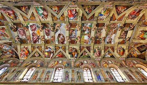 Pleasant Living Michelangelos Sistine Chapel Under The Oculus