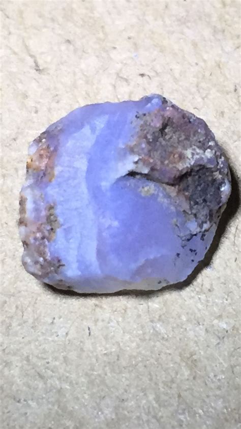 Ellensburg Blue Agate Crystals And Gemstones Gems And Minerals