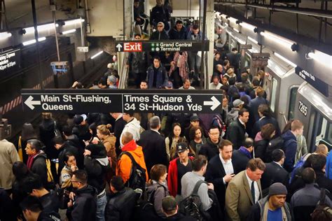 New Yorkers Have One Of The Worst Commutes Survey Says