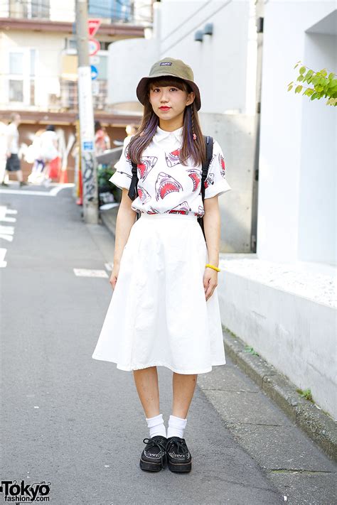 Harajuku Girl In Wego Skirt Tokyo Fashion