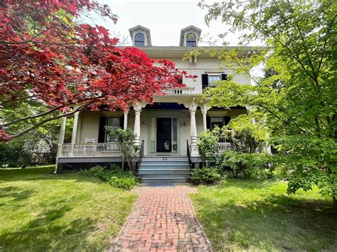 33 Kay St #2, Newport, RI 02840 | Trulia