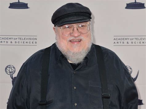 George Rr Martin Gives Away Iron Throne At Season 4 Nyc Premiere Business Insider