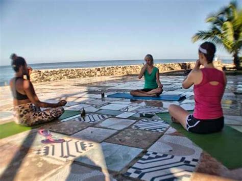 7 days rejuvenating detox and yoga retreat in jamaica