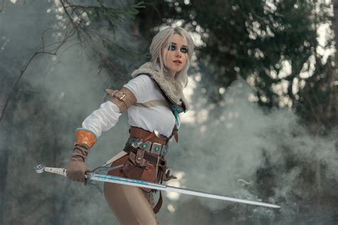 Download Ciri The Witcher Woman Cosplay K Ultra HD Wallpaper