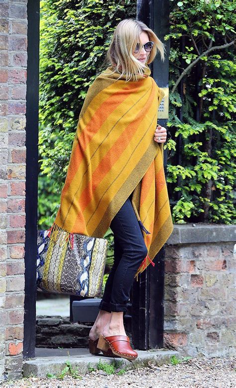 Kate Moss Elevates The Boho Blanket Fashion Kate Moss Style Clogs